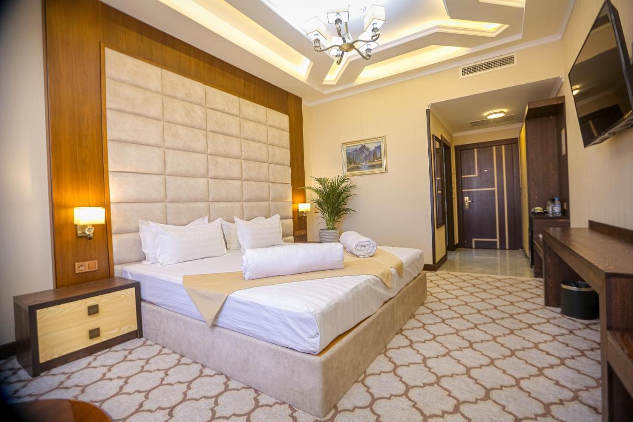 Royal Grand Hotel, Turkistan Exterior foto